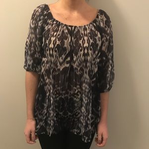 Sweet pea top. Size small